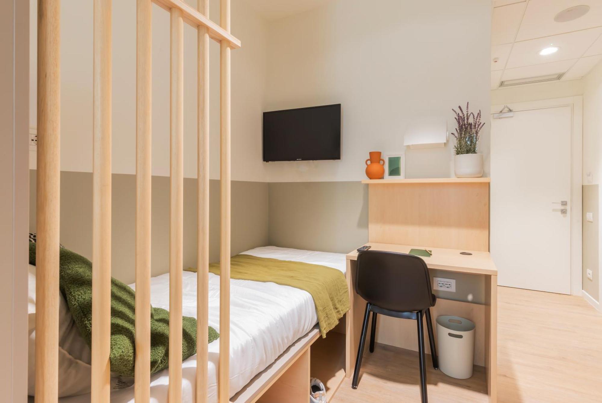 Well-Located Campus Rooms Near City Park Mailand Exterior foto